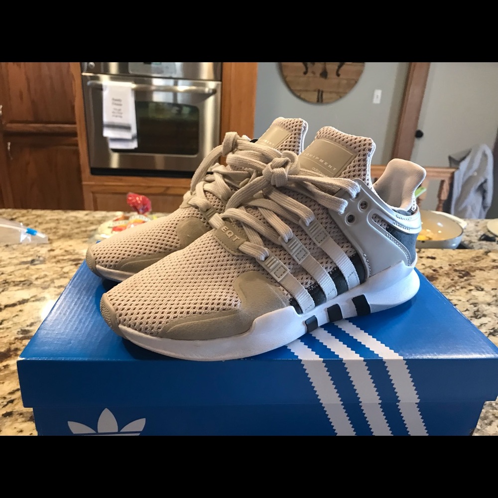 Adidas EQT supports